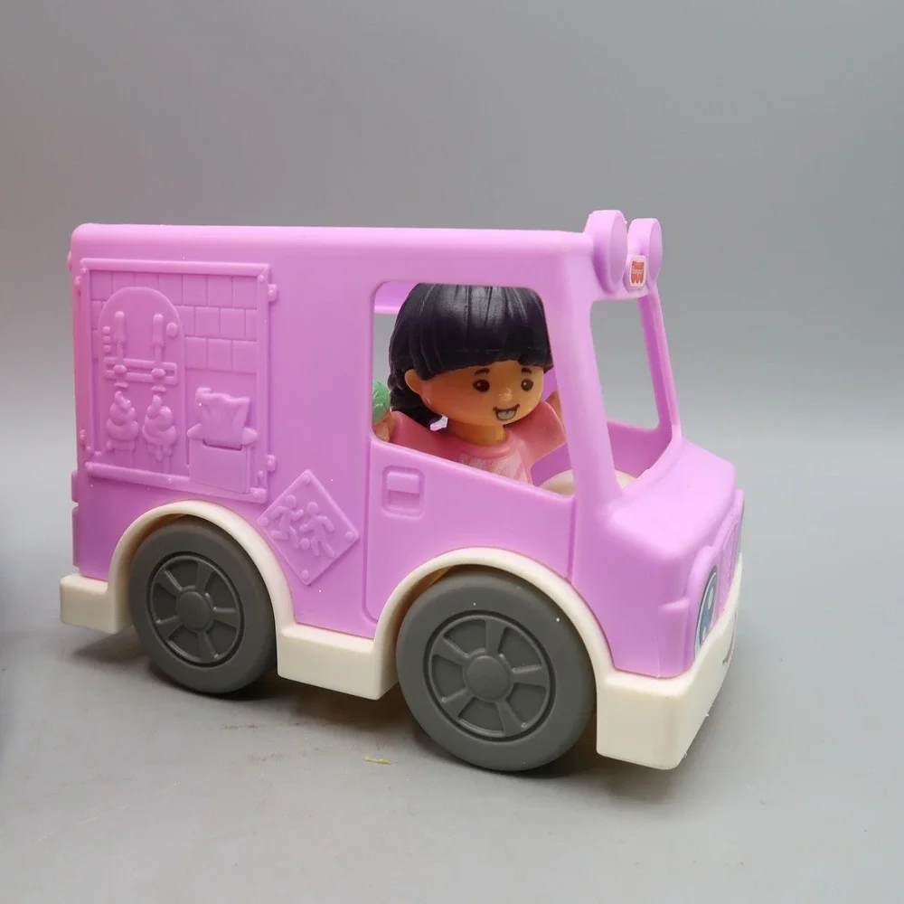 Fisher Price Little People Construction Ice cream Tow Truck Tractor Figures lot